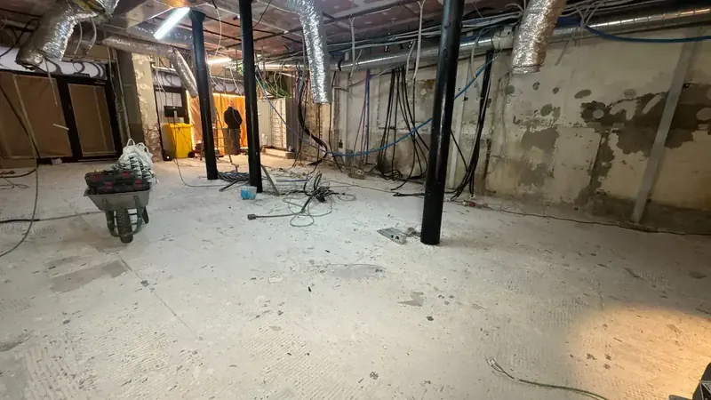 Demolición y trabajos de instalaciones